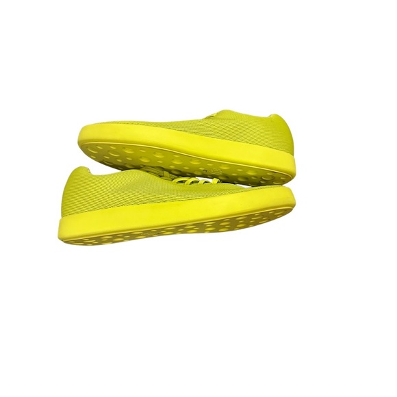 Atoms Yellow Athletic Shoes - Picture 7 of 9